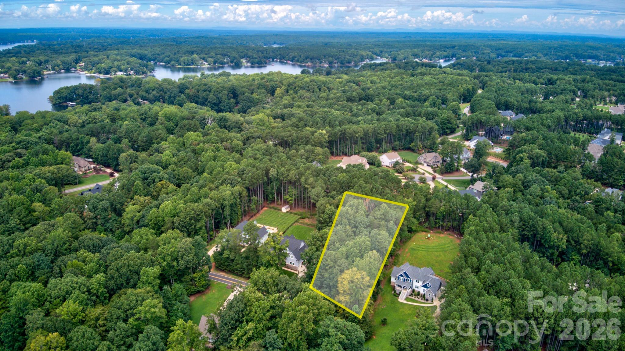 496 Kenway Loop