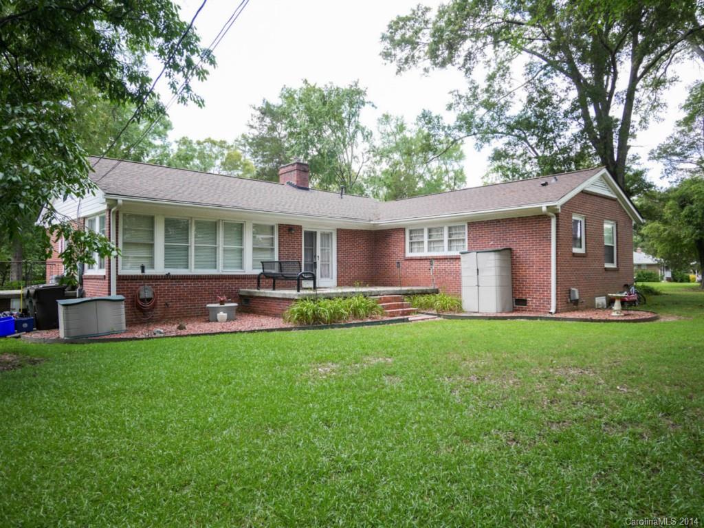 Country Club Estates - Residential