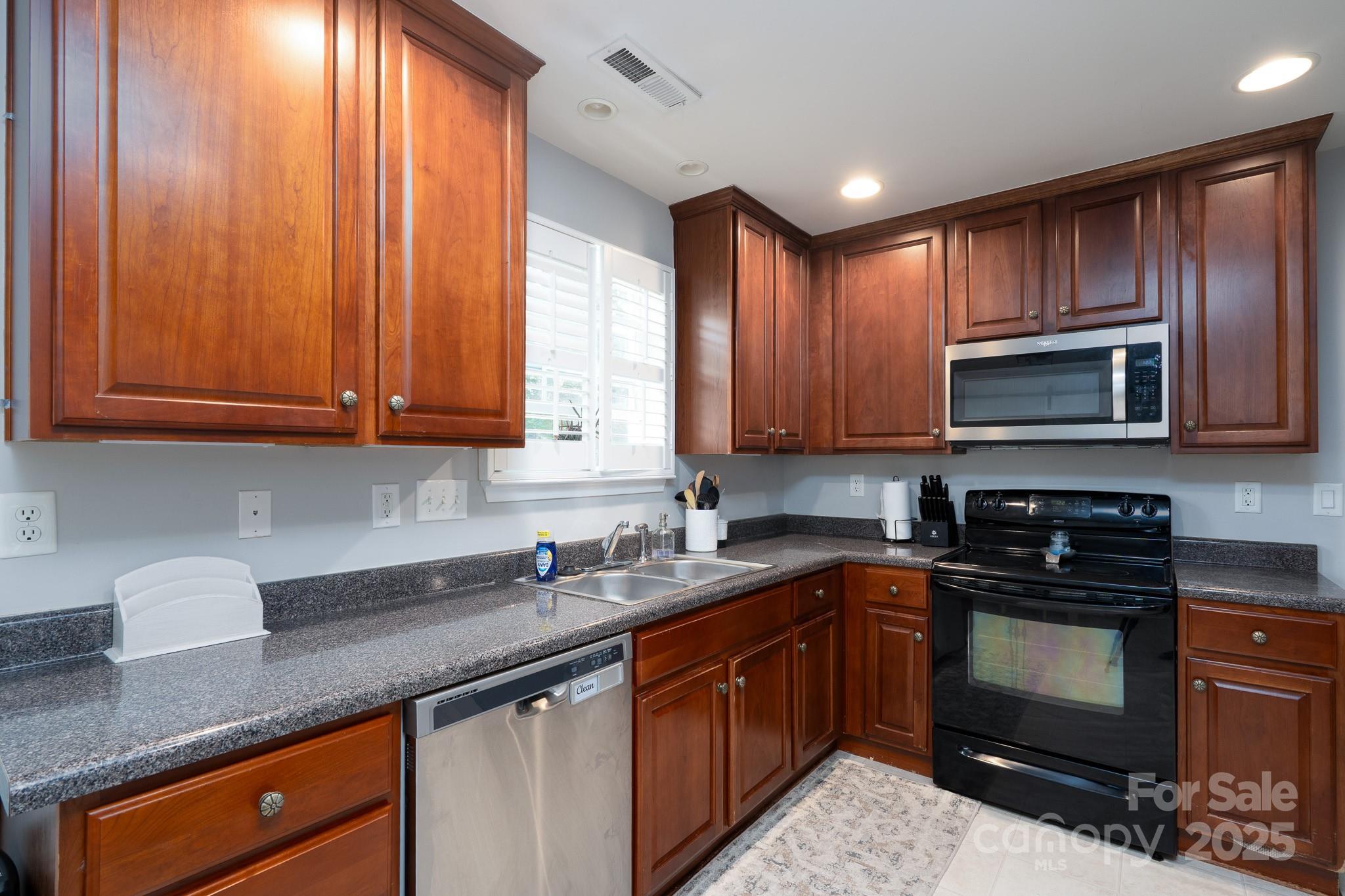 7644 W Berkeley Road