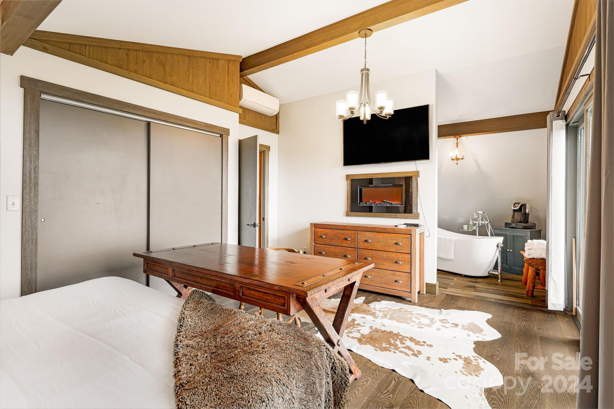 Wolf Laurel - Residential