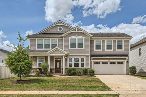 8726 Addingham Drive Charlotte NC 28269