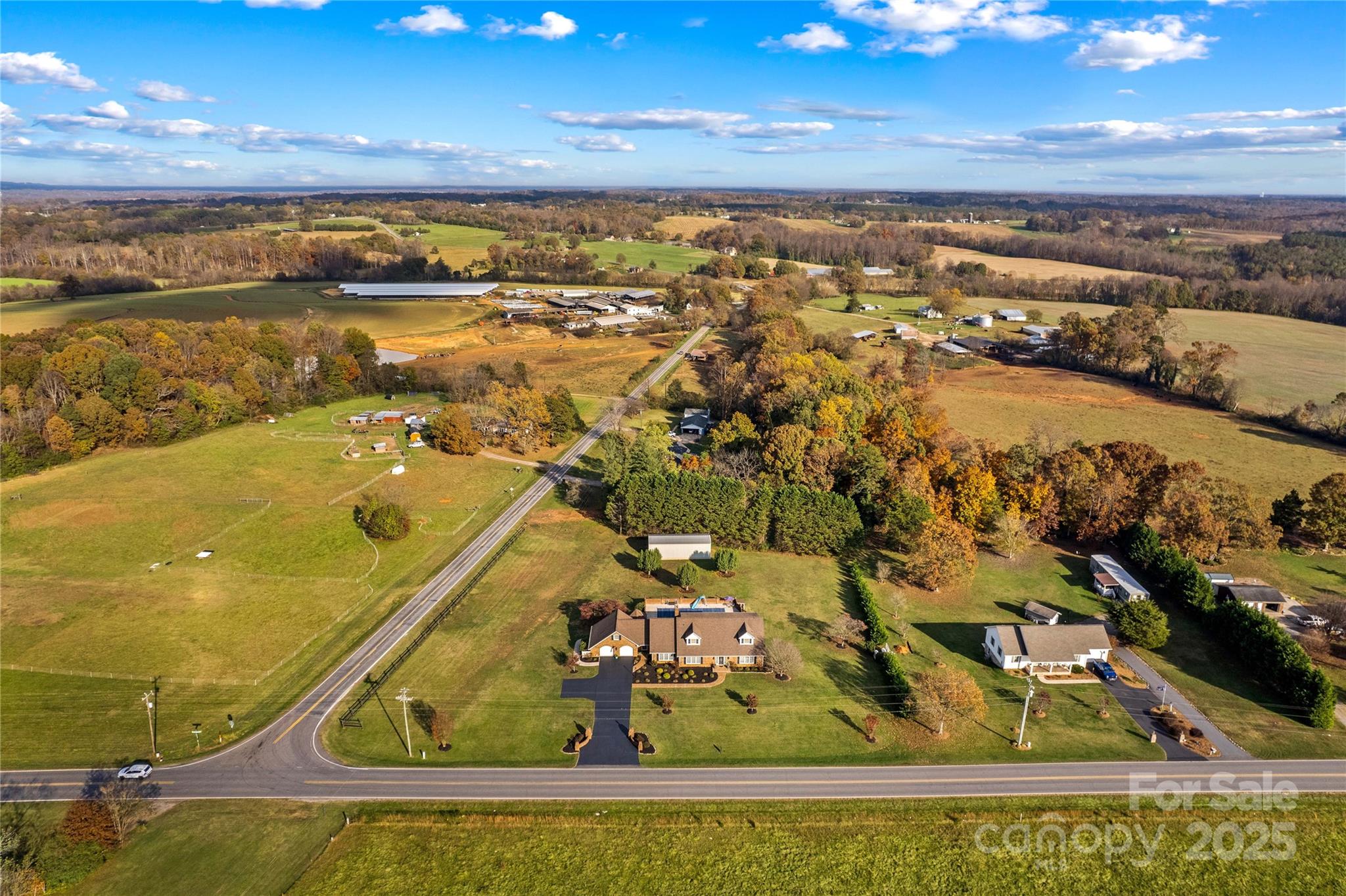 4723 Old Mountain Road