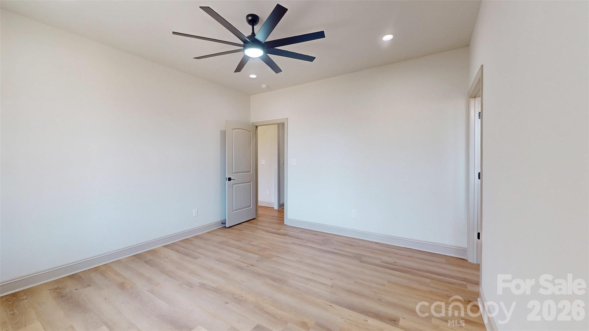 LATHANS Pond - Residential