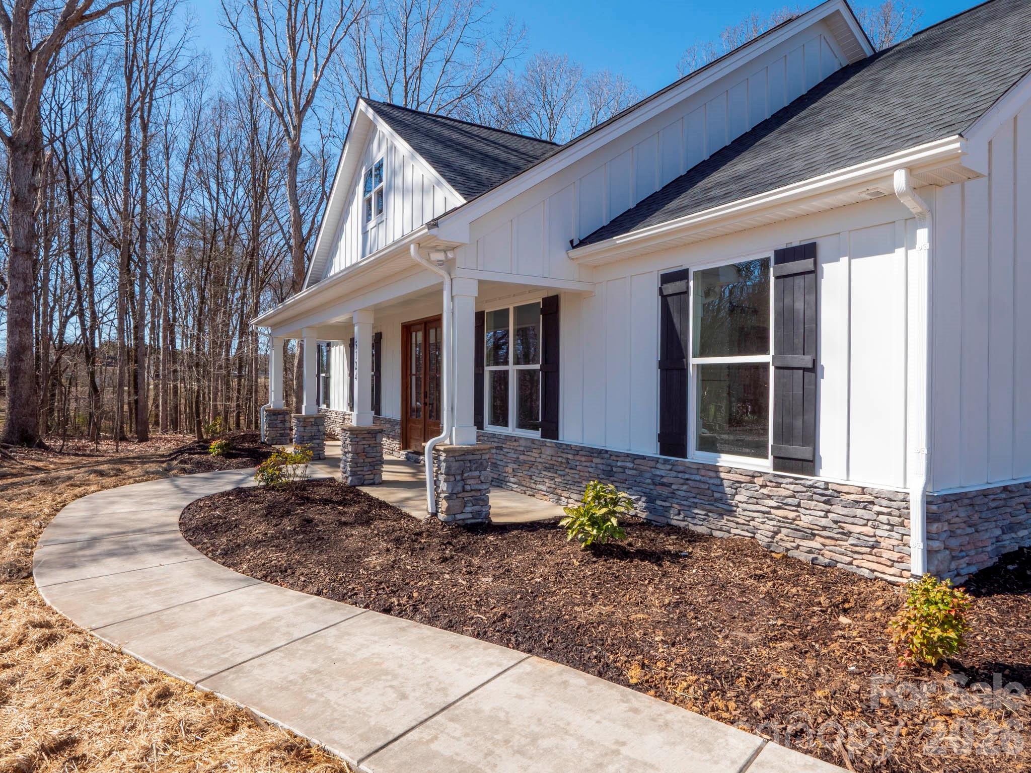 LATHANS Pond - Residential