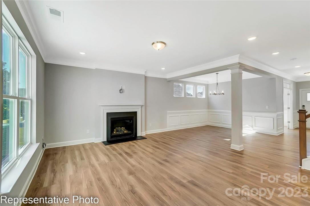 Harrisburg Village - Residential