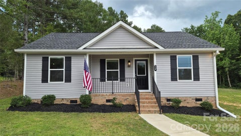 Photo of 119 Hamilton Street, Chester, SC 29706 (MLS # 4398612)