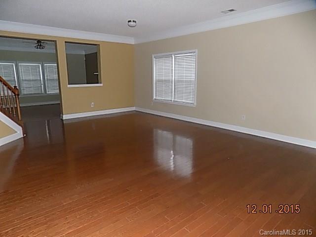 Hamilton Lakes - Residential Lease