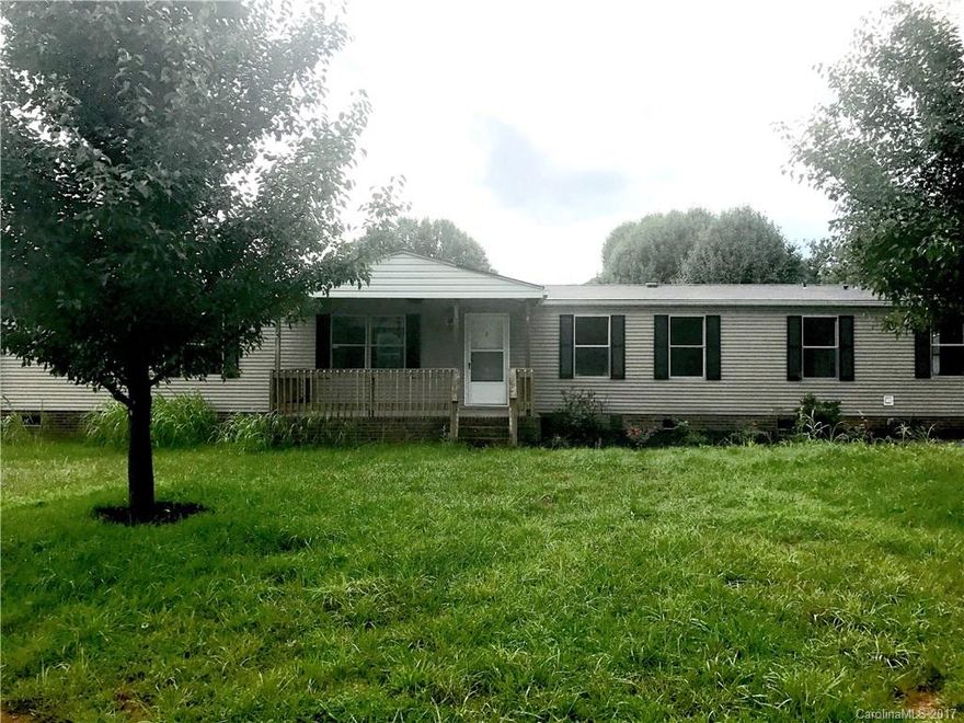 This newly updated home has four bedrooms and two bathrooms.  It features an office, large master suite, living room and formal dining room, a large kitchen with eat-in breakfast nook, a den with fireplace, large bedroom closets, a beautiful yard, and exterior storage building. Pets will be considered with a non-refundable pet fee and owner approval. Please, no dangerous breeds.