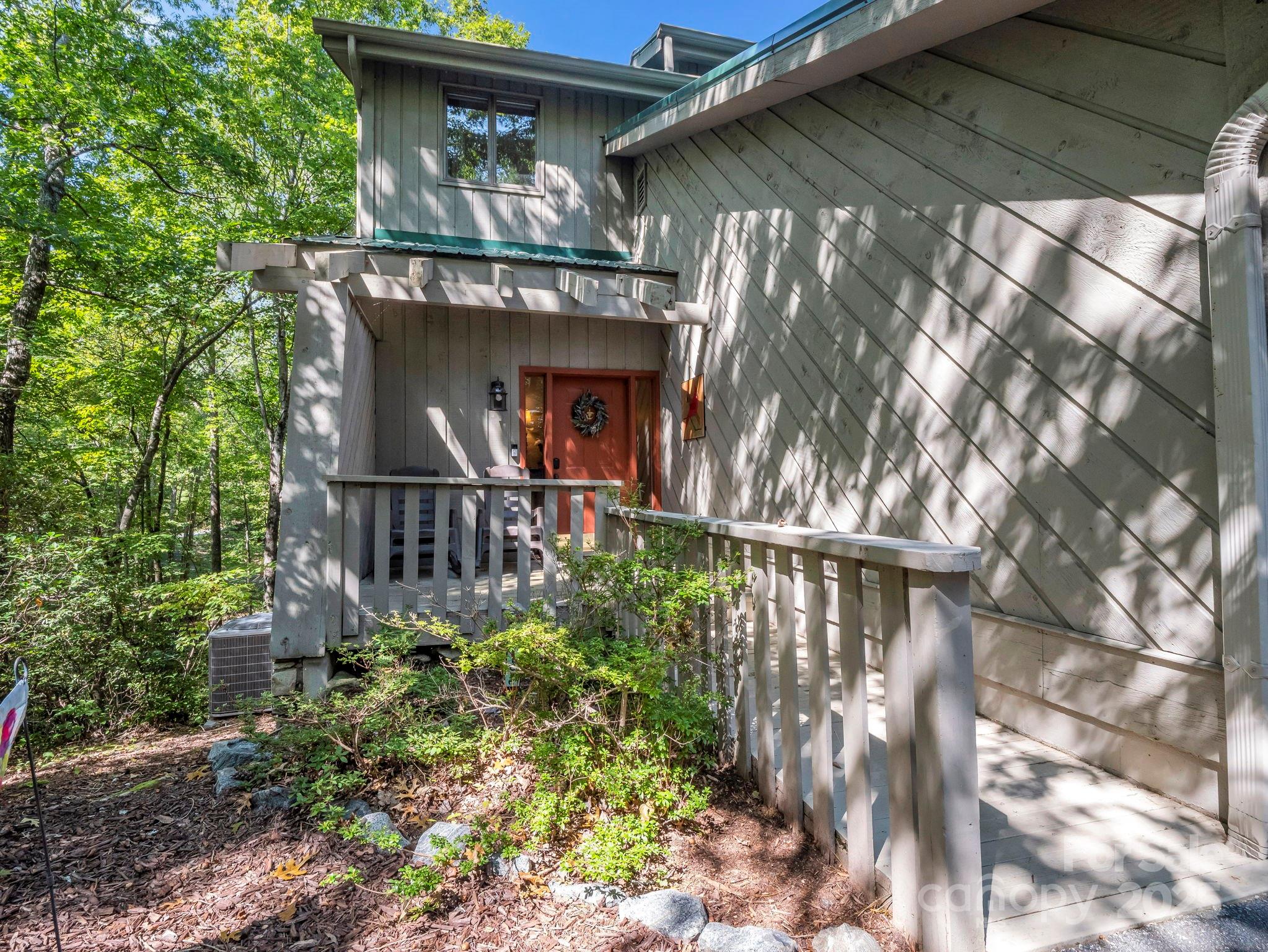 123 Mountain Village Boulevard