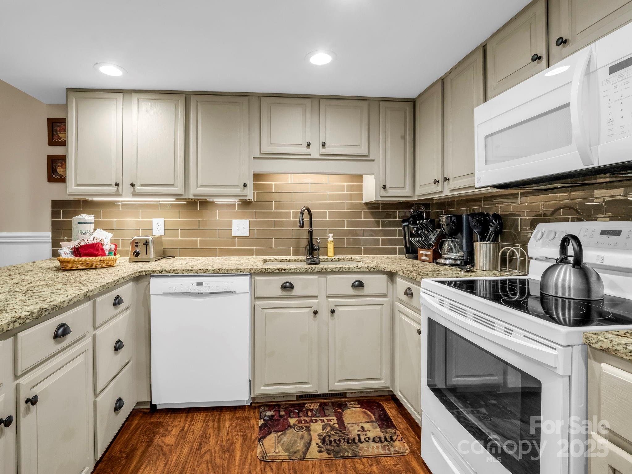 Rumbling Bald on Lake Lure - Residential