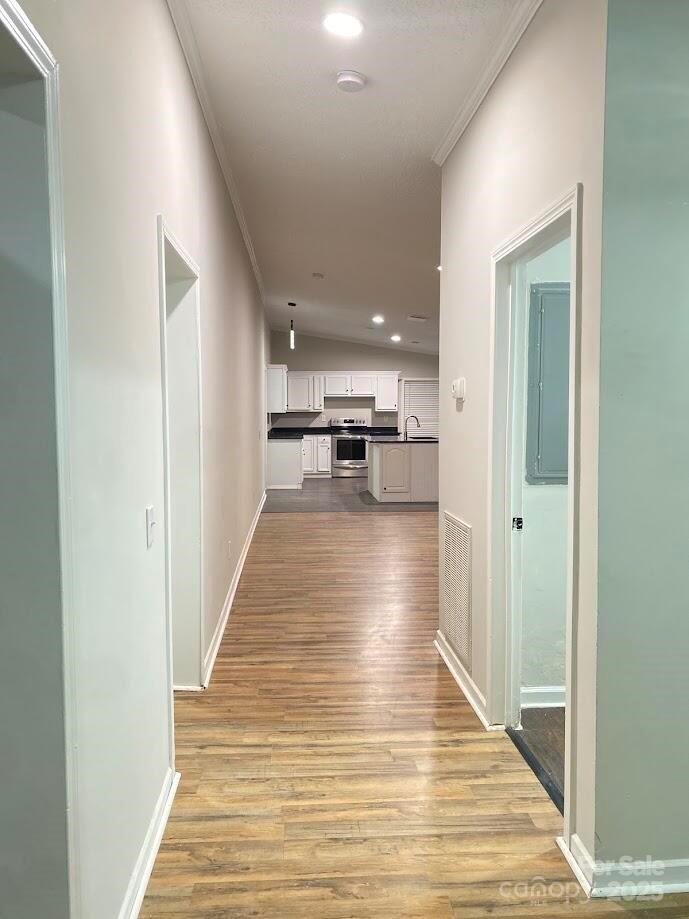 420 Baker Street Extension