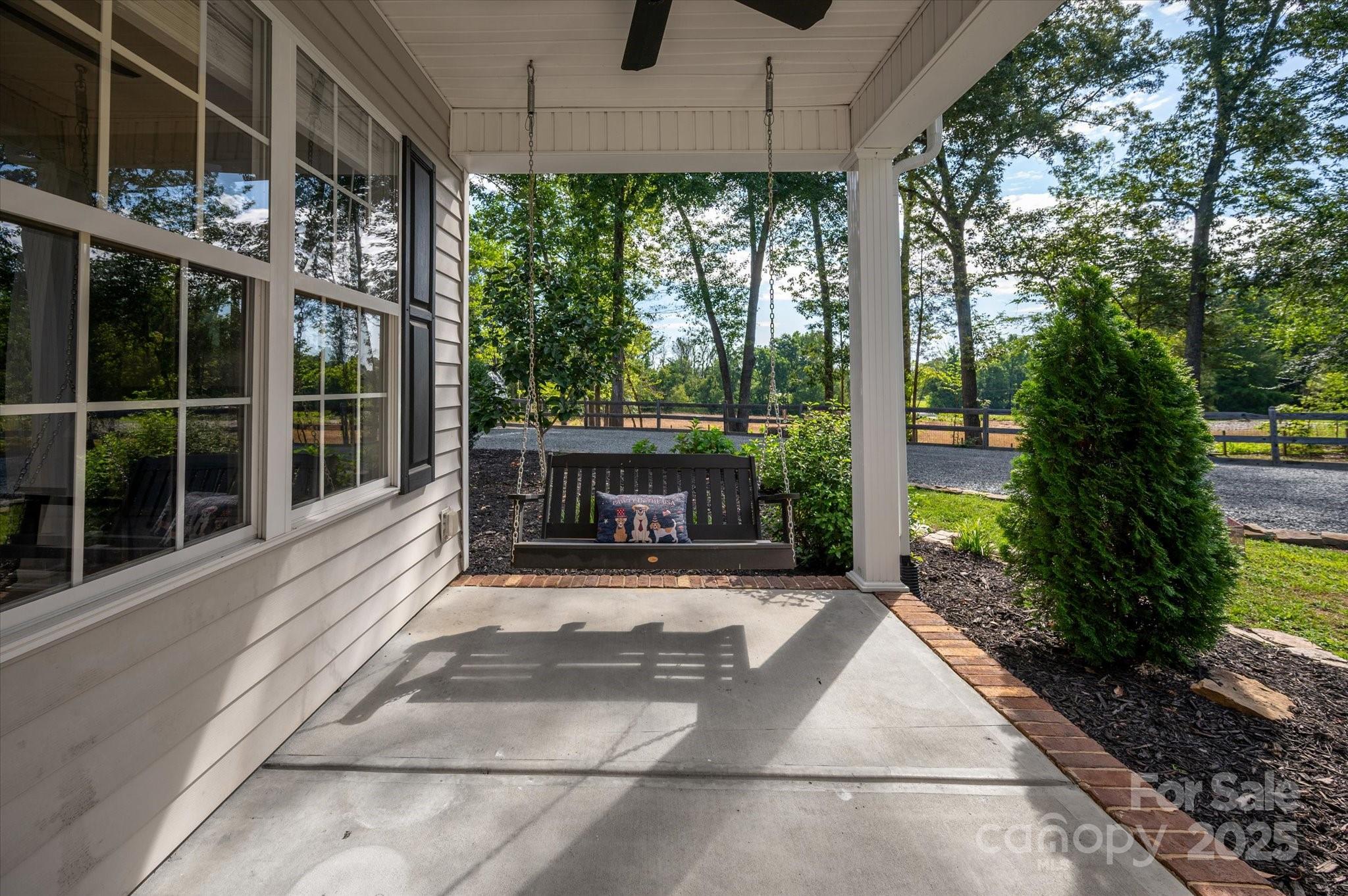 9806 Joe Kerr Road