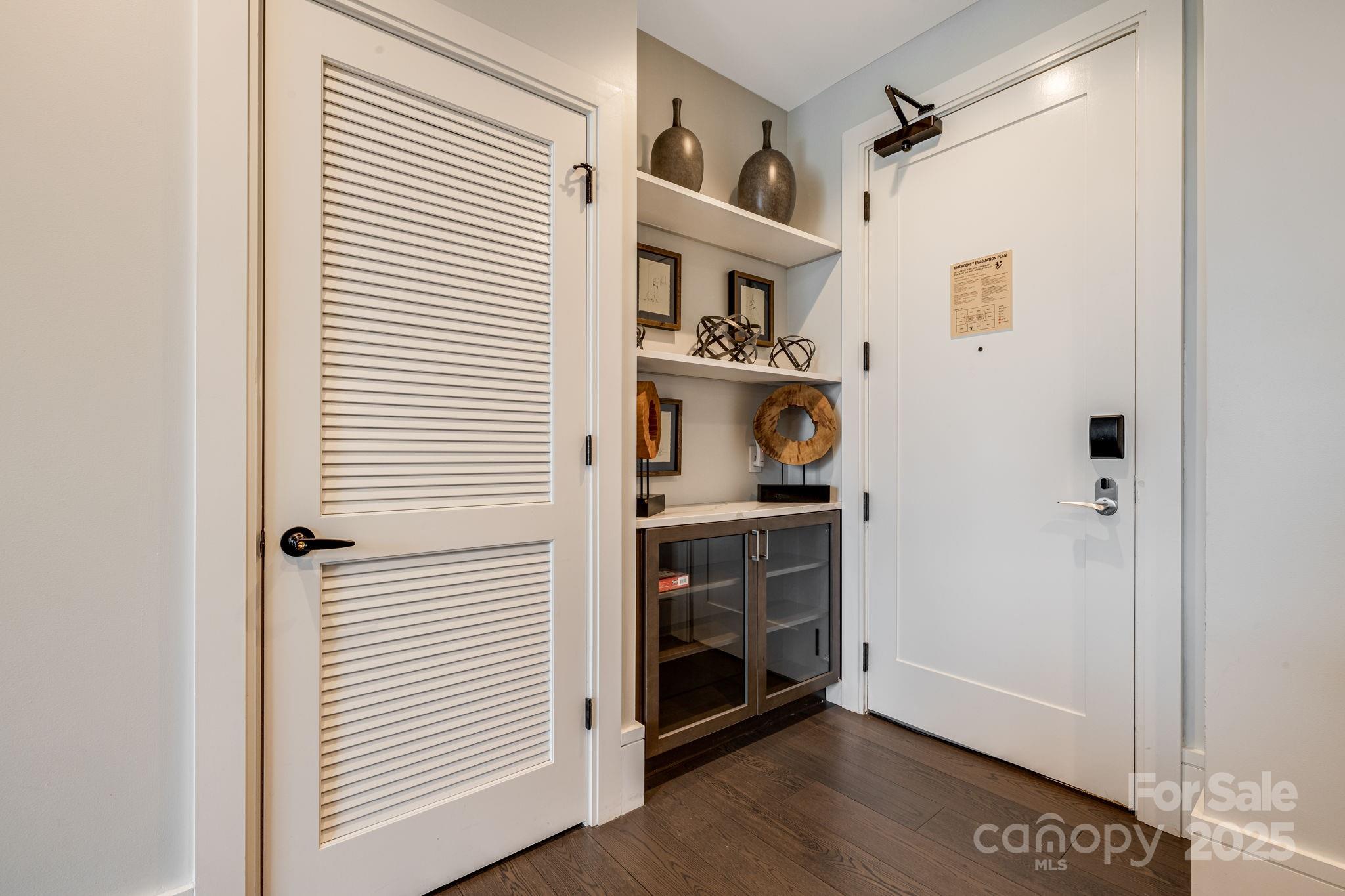 Asheville Arras Residence - Residential