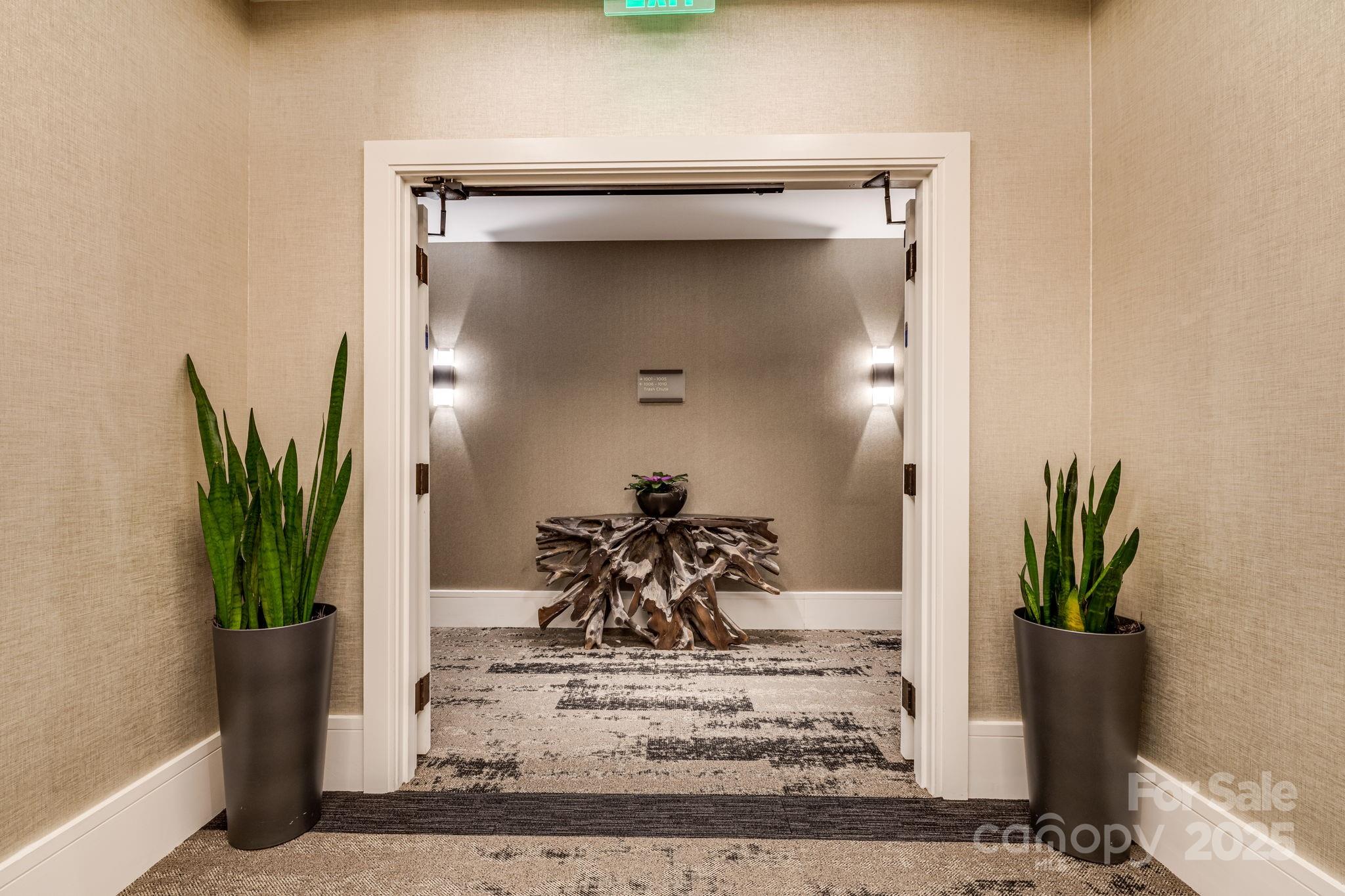 Asheville Arras Residence - Residential