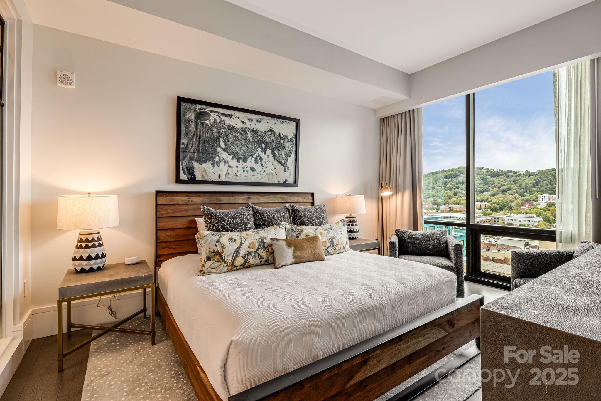 Asheville Arras Residence - Residential