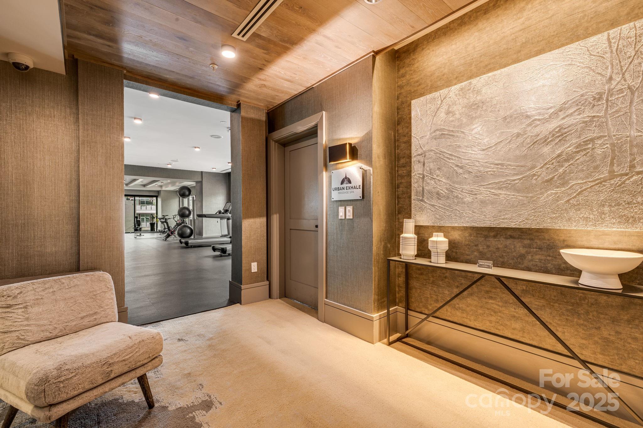 Asheville Arras Residence - Residential