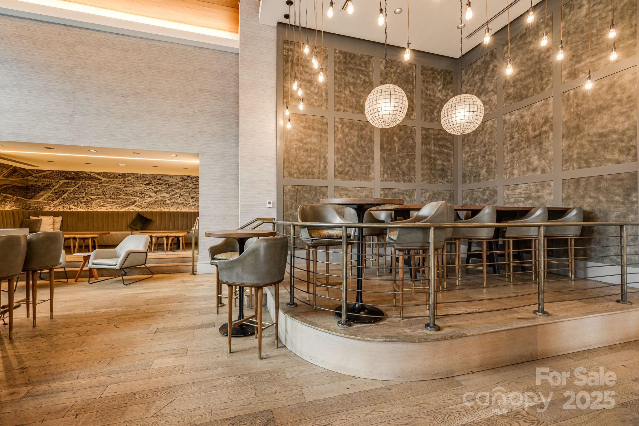 Asheville Arras Residence - Residential