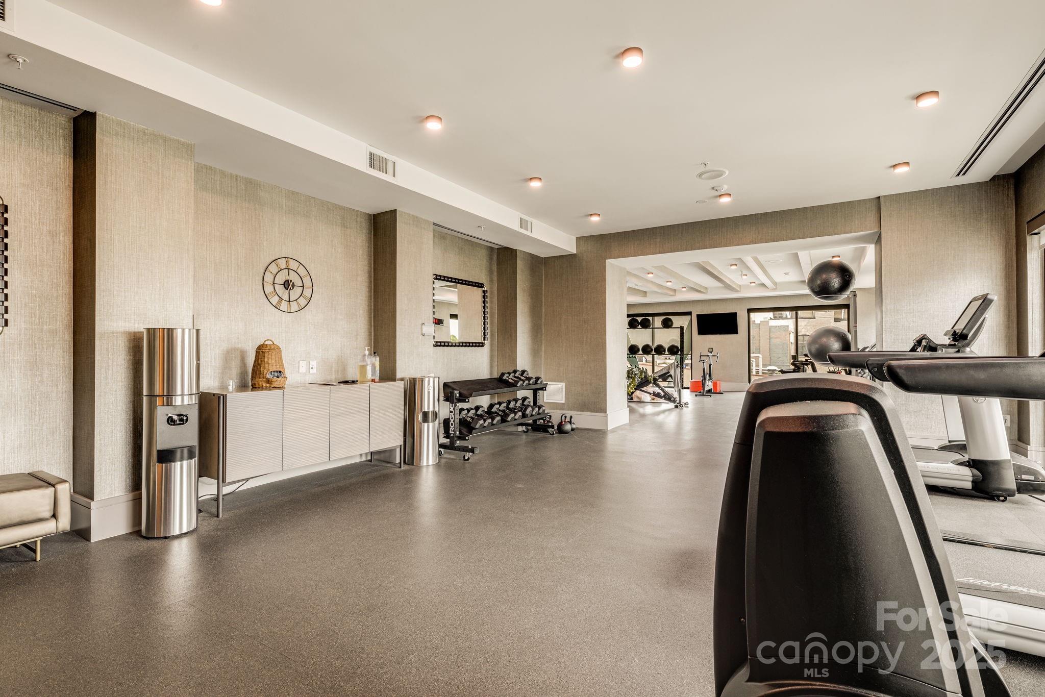 Asheville Arras Residence - Residential