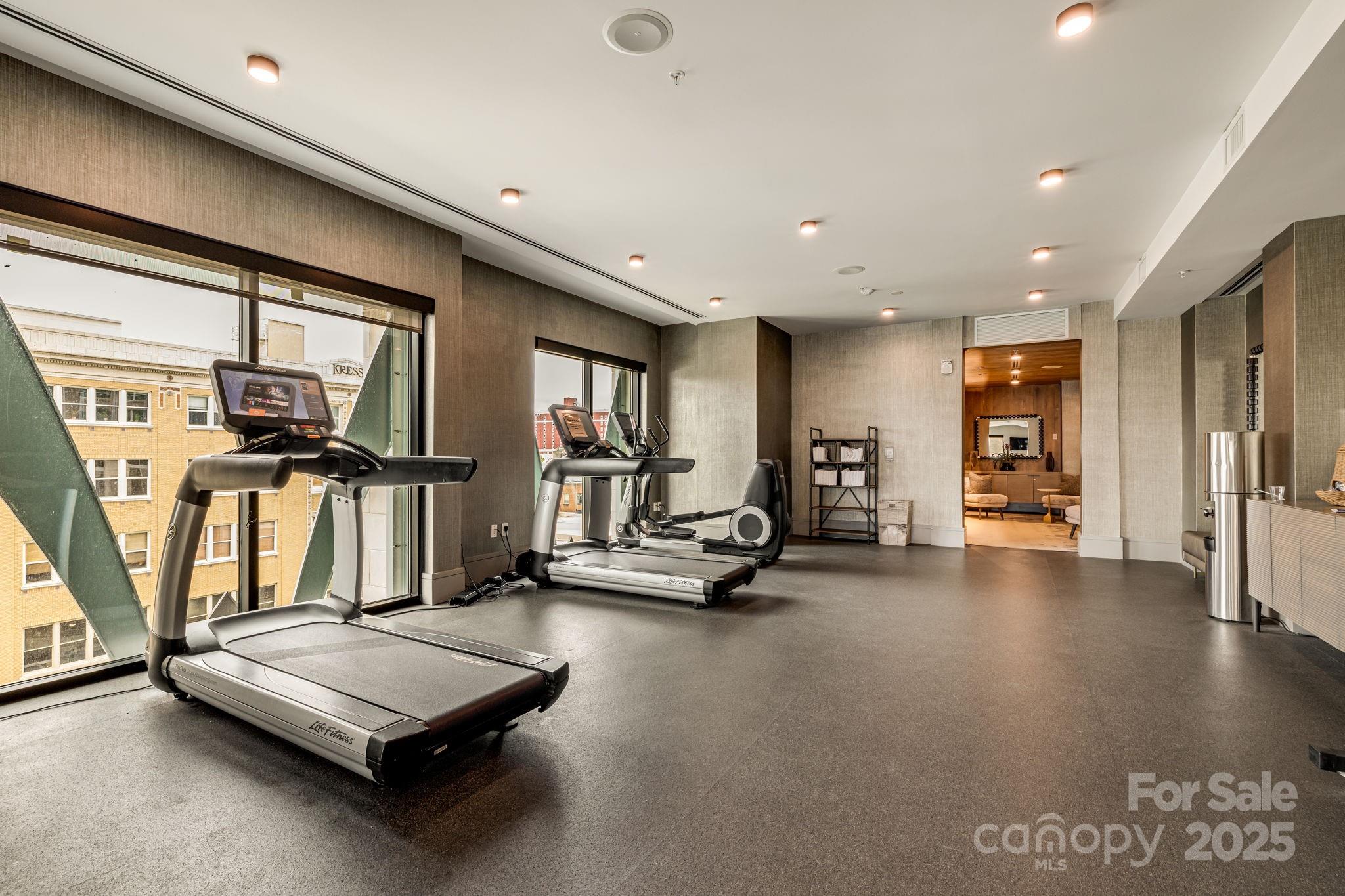 Asheville Arras Residence - Residential