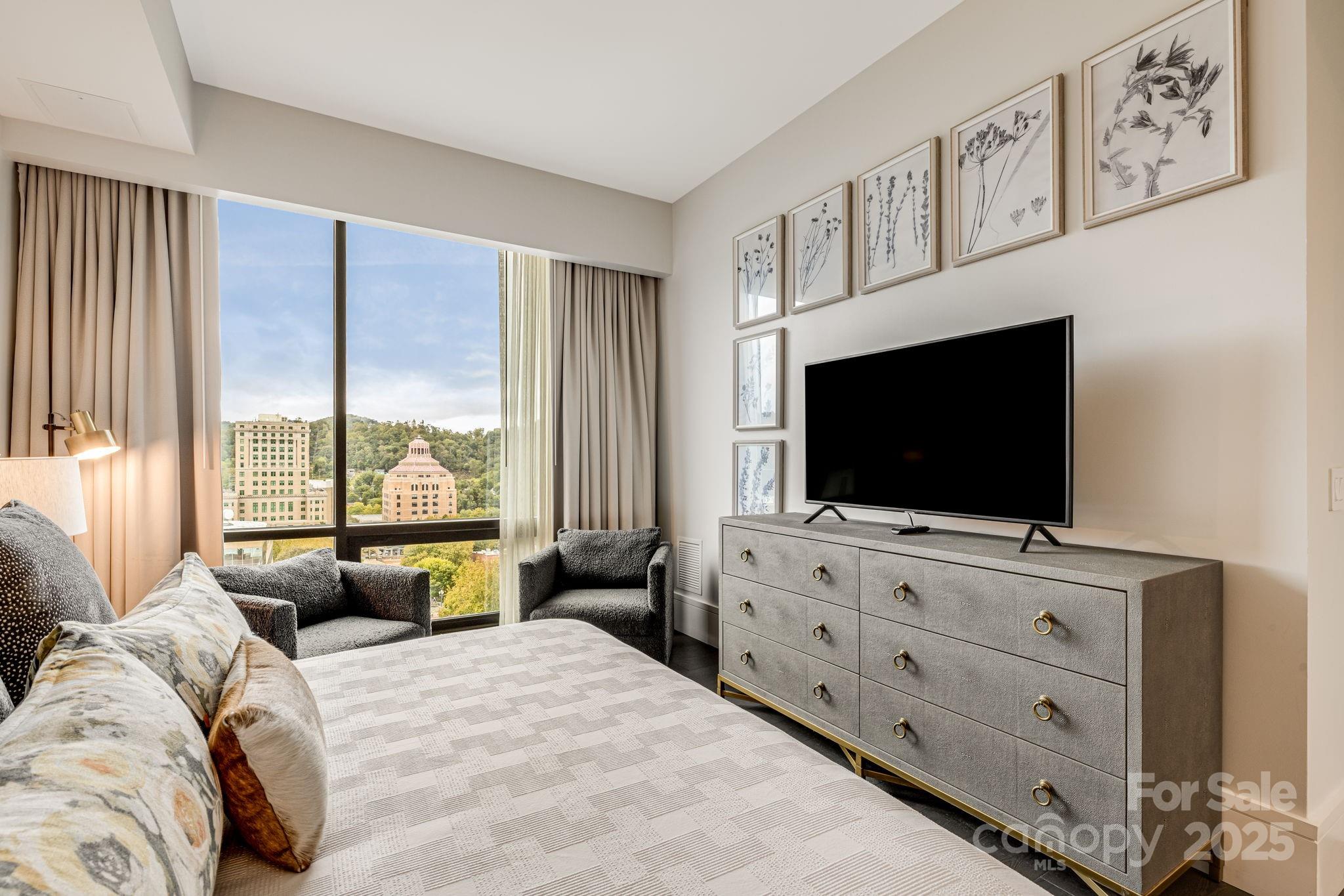 Asheville Arras Residence - Residential