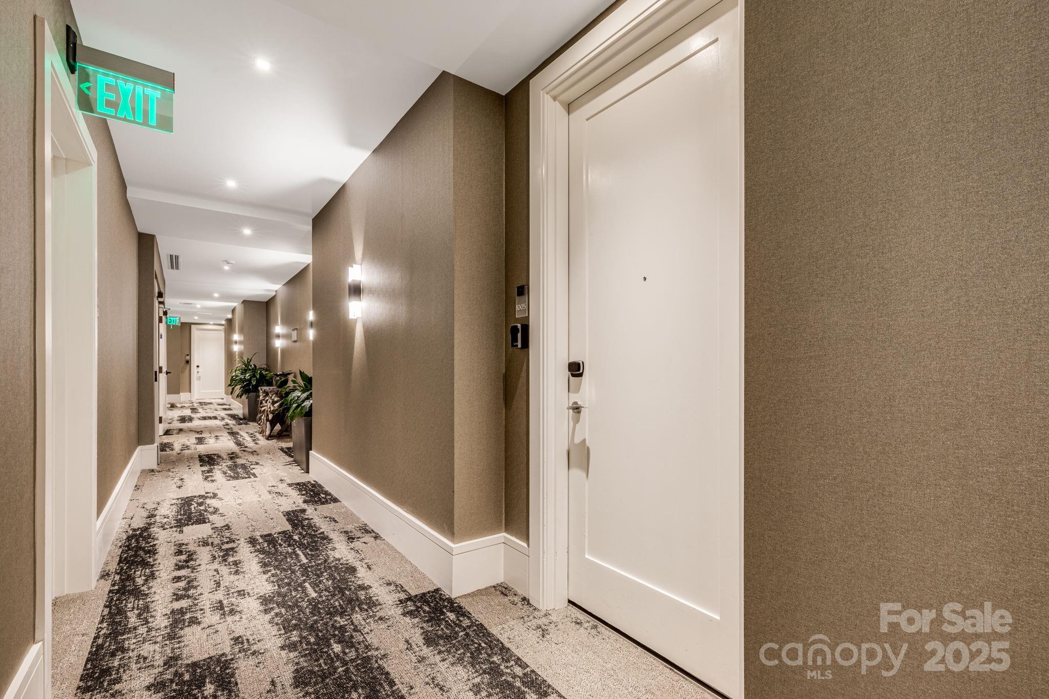 Asheville Arras Residence - Residential