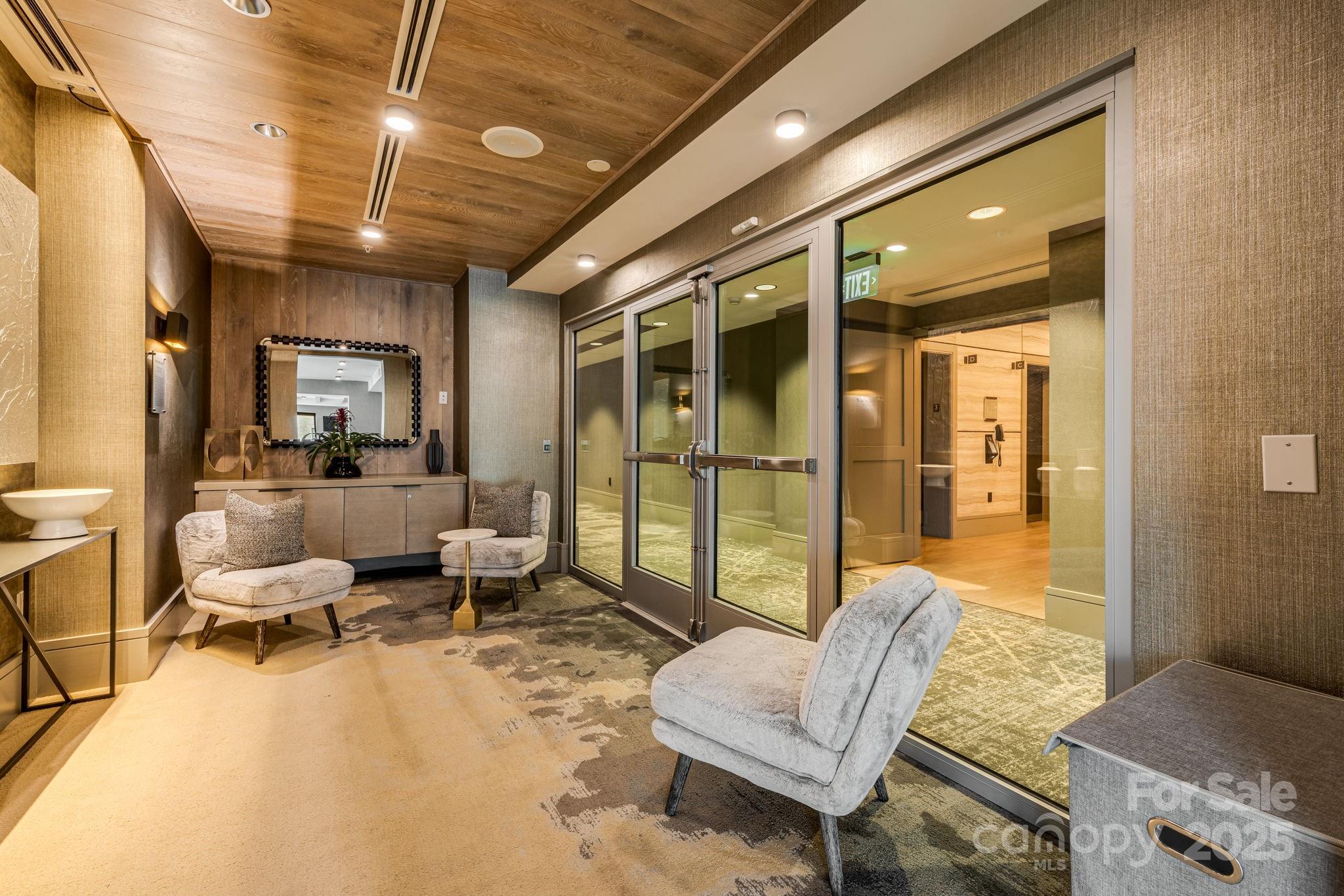 Asheville Arras Residence - Residential