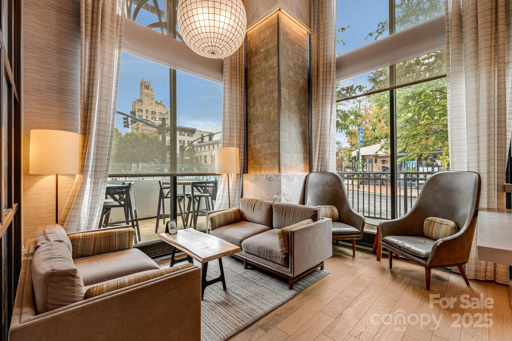 Asheville Arras Residence - Residential