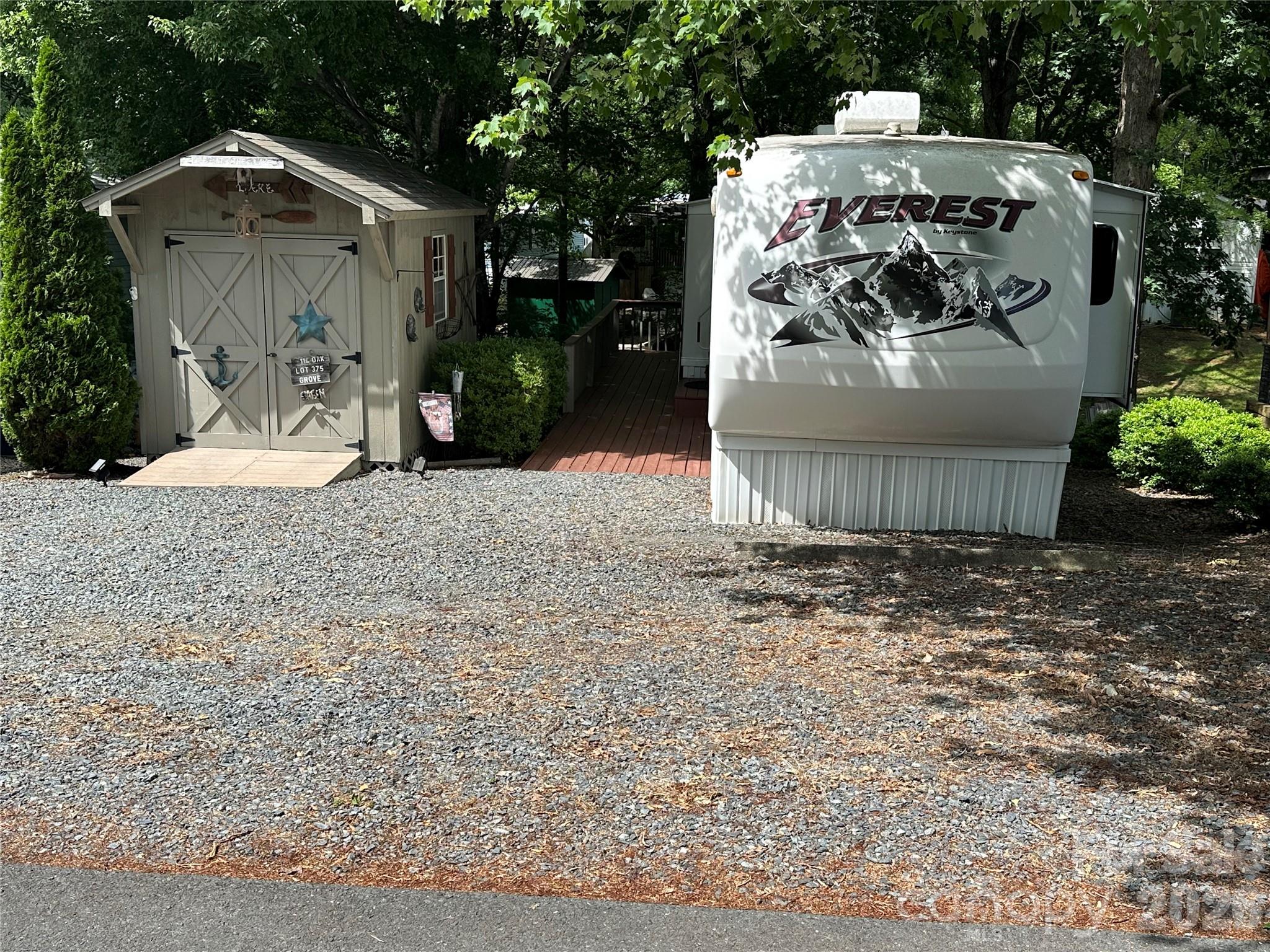 114 Oak Street