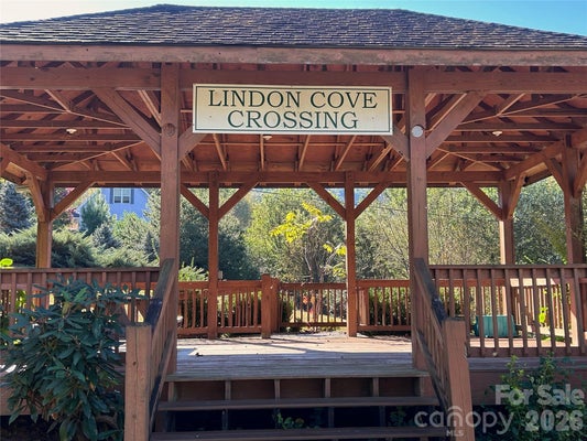 100 S LINDON COVE RD, CANDLER, NC 28715 - Image c78c8ca79cb63bf9d2acbffa66ee740a/1127794895