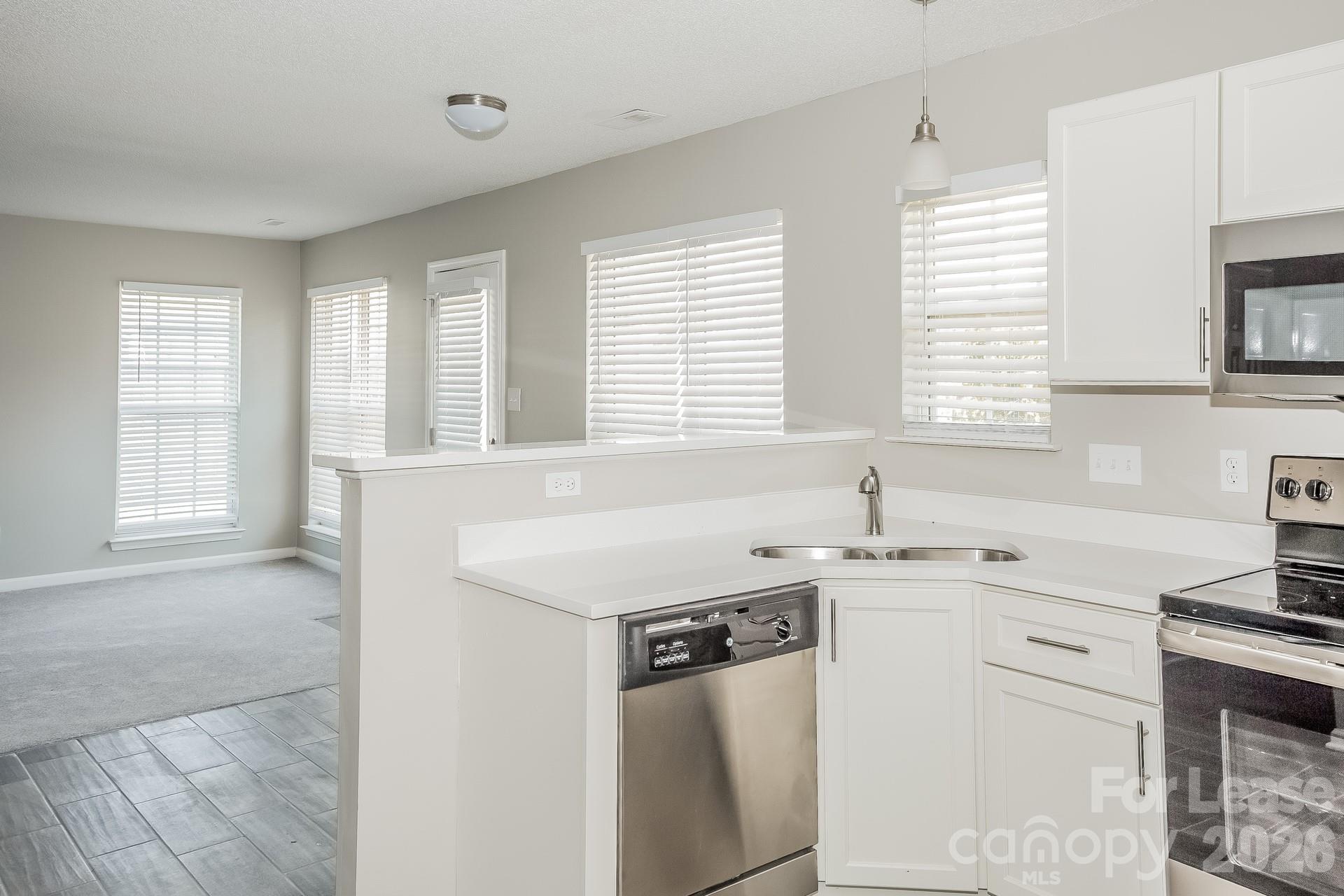 Tall Oaks - Residential Lease