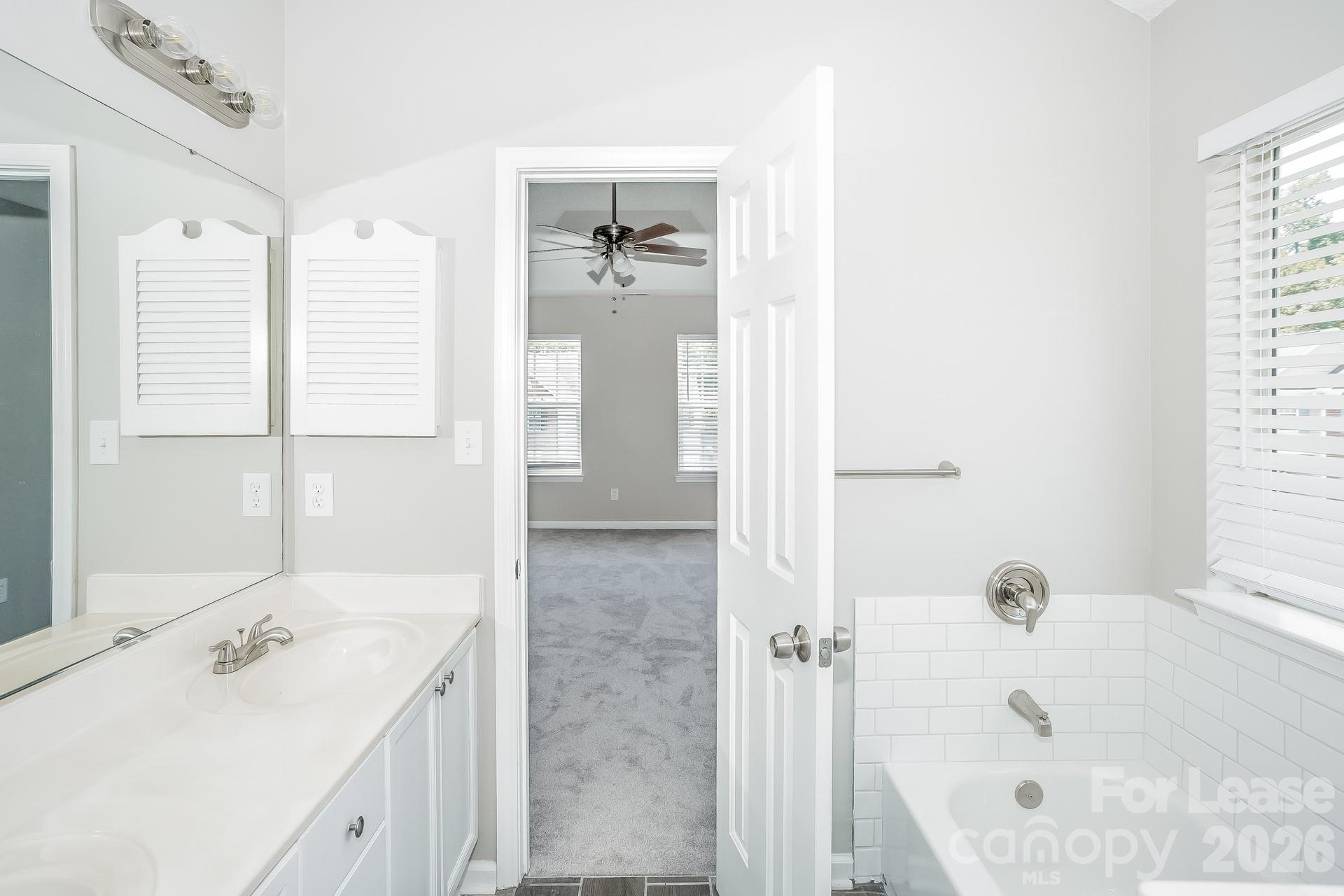 Tall Oaks - Residential Lease