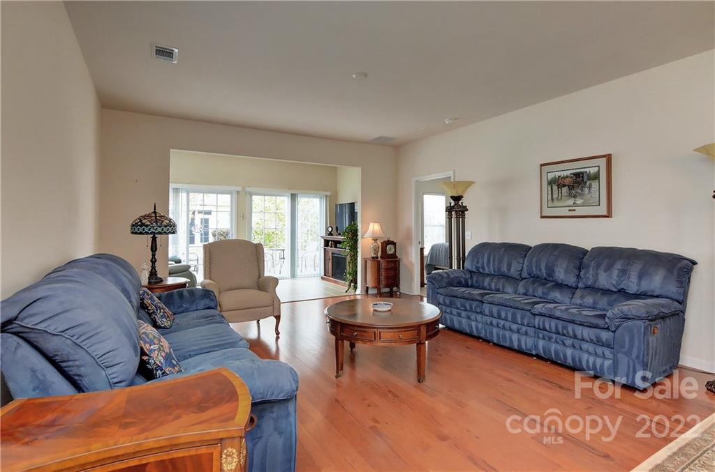 Sun City Carolina Lakes - Residential