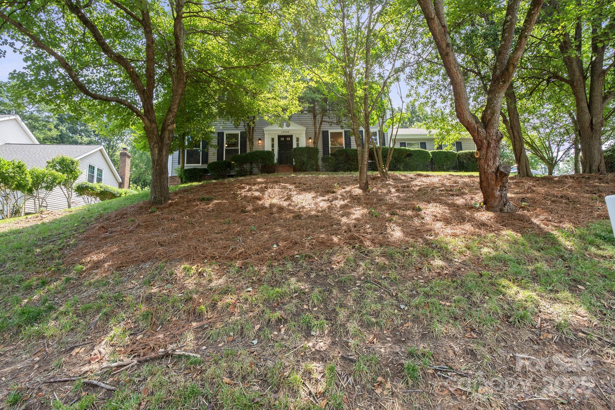 12325 Woodside Falls Road