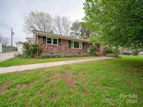 Single Family Residence in Albemarle NC 807 Ridge Street 20.jpg