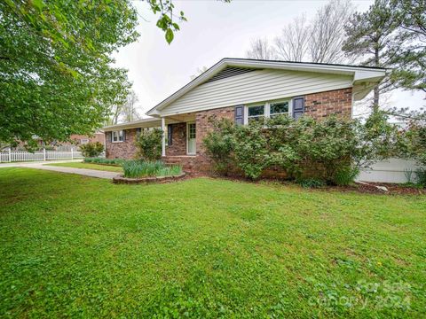 Single Family Residence in Albemarle NC 807 Ridge Street 21.jpg