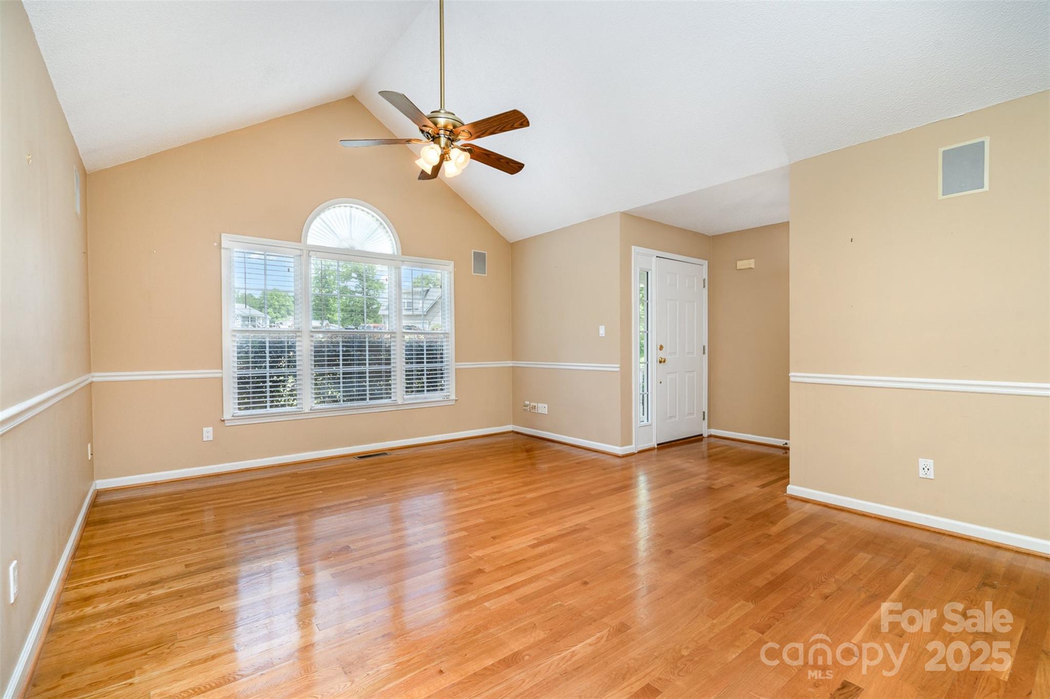 Laurel Woods - Residential