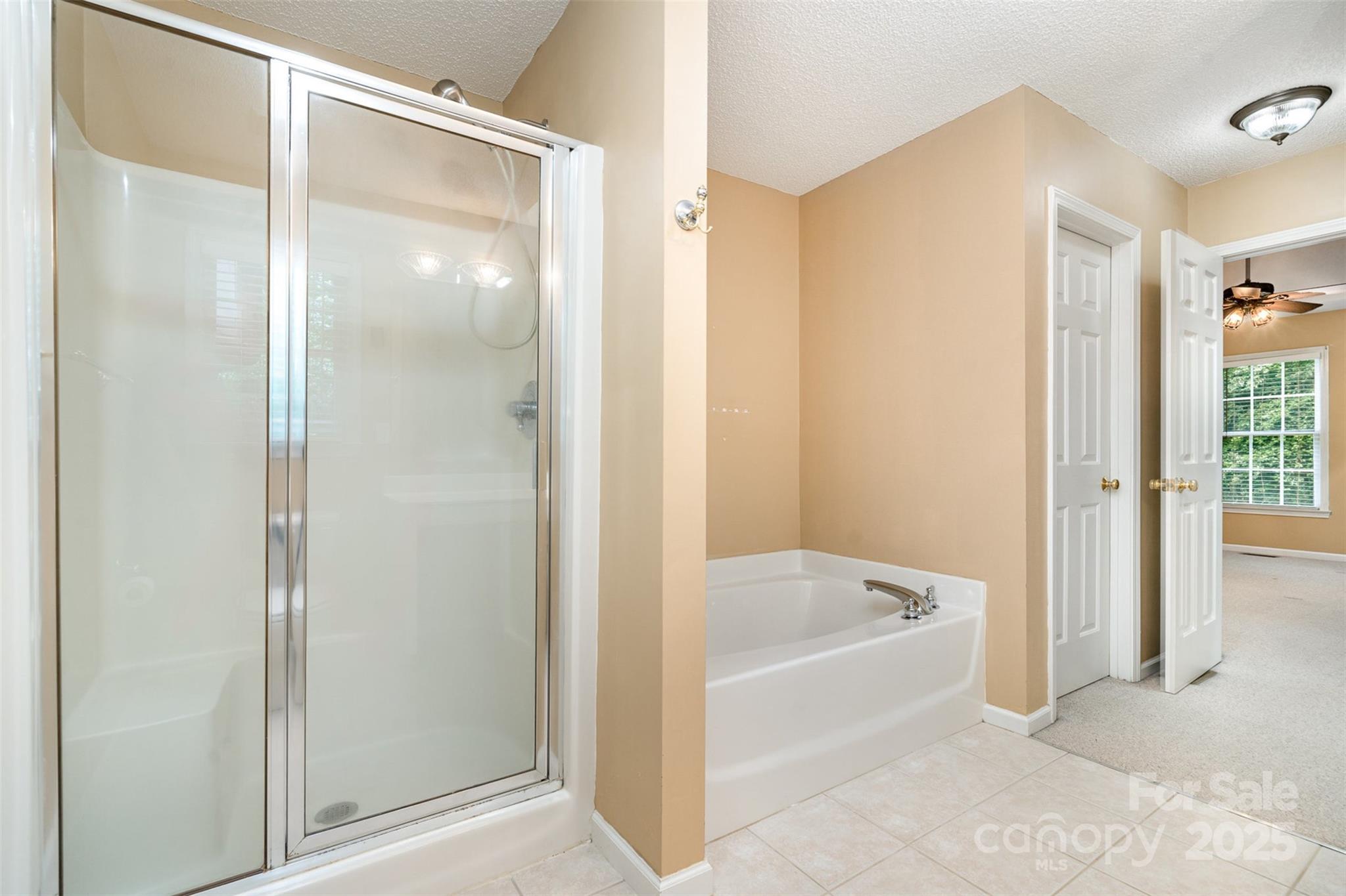 Laurel Woods - Residential