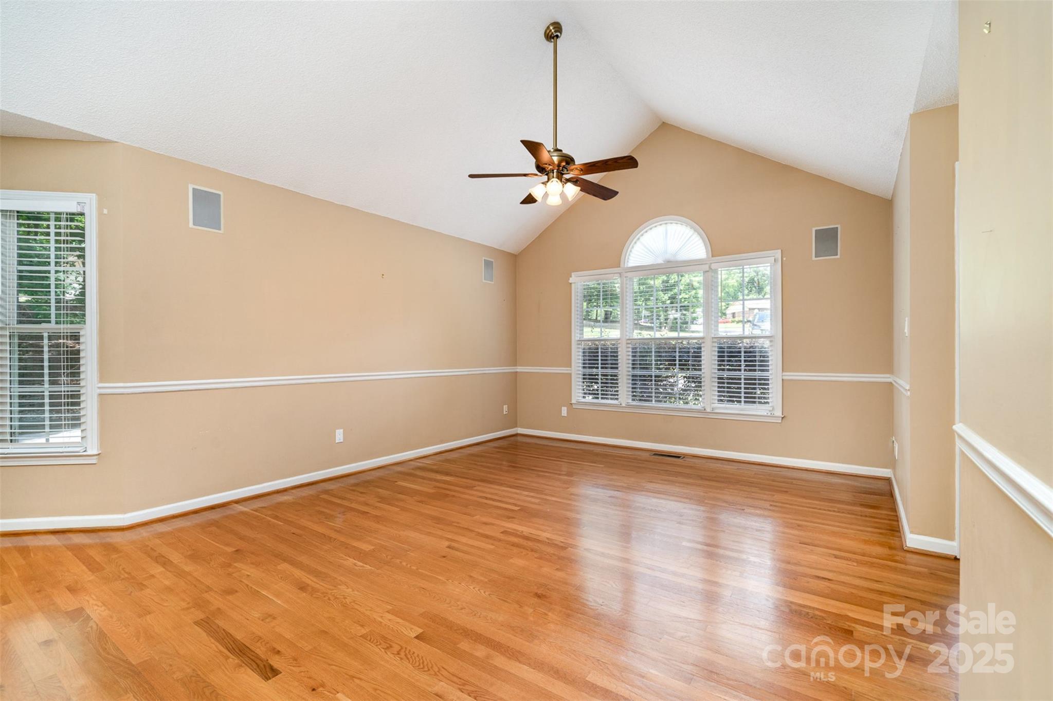 Laurel Woods - Residential