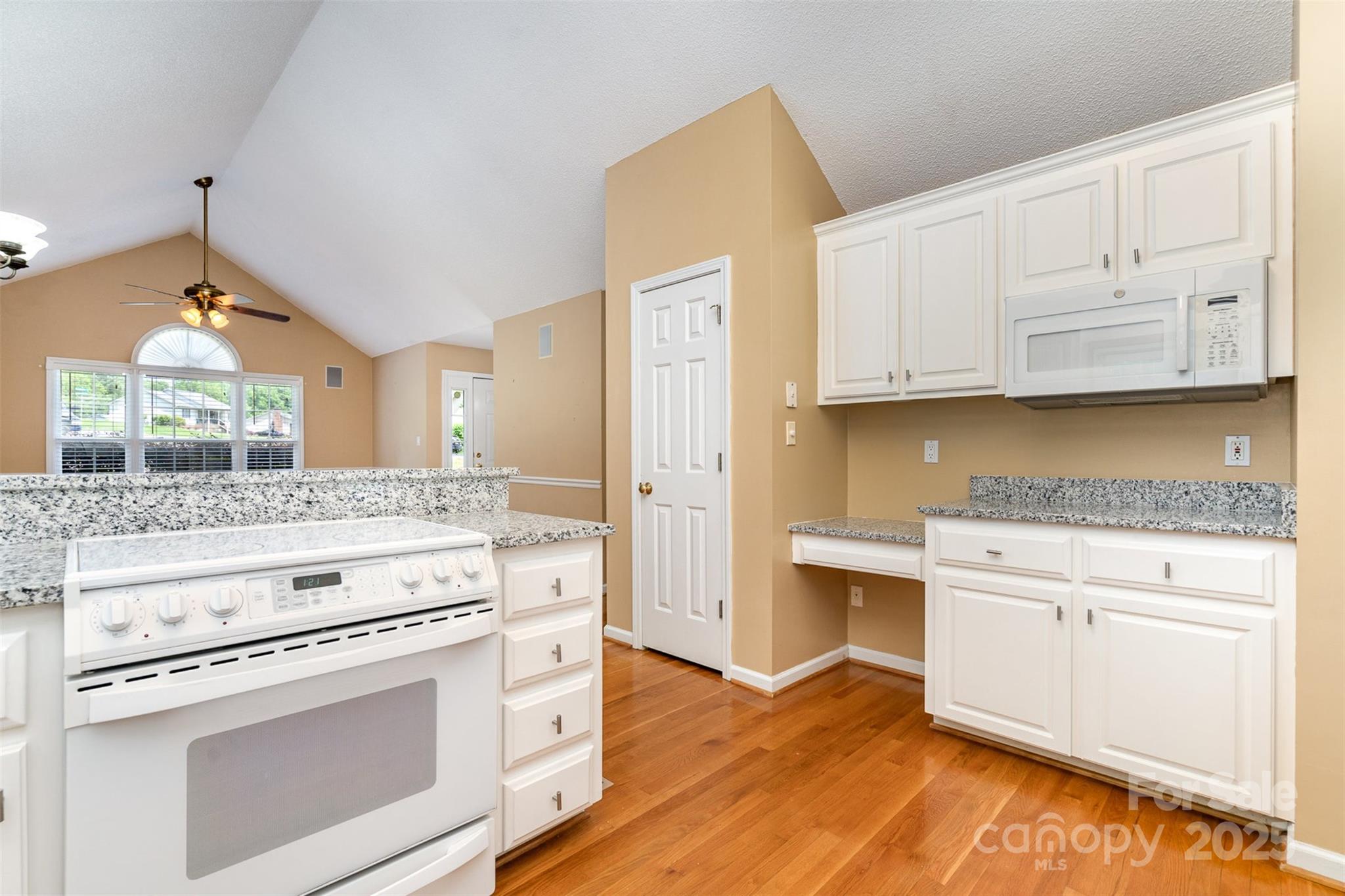 Laurel Woods - Residential