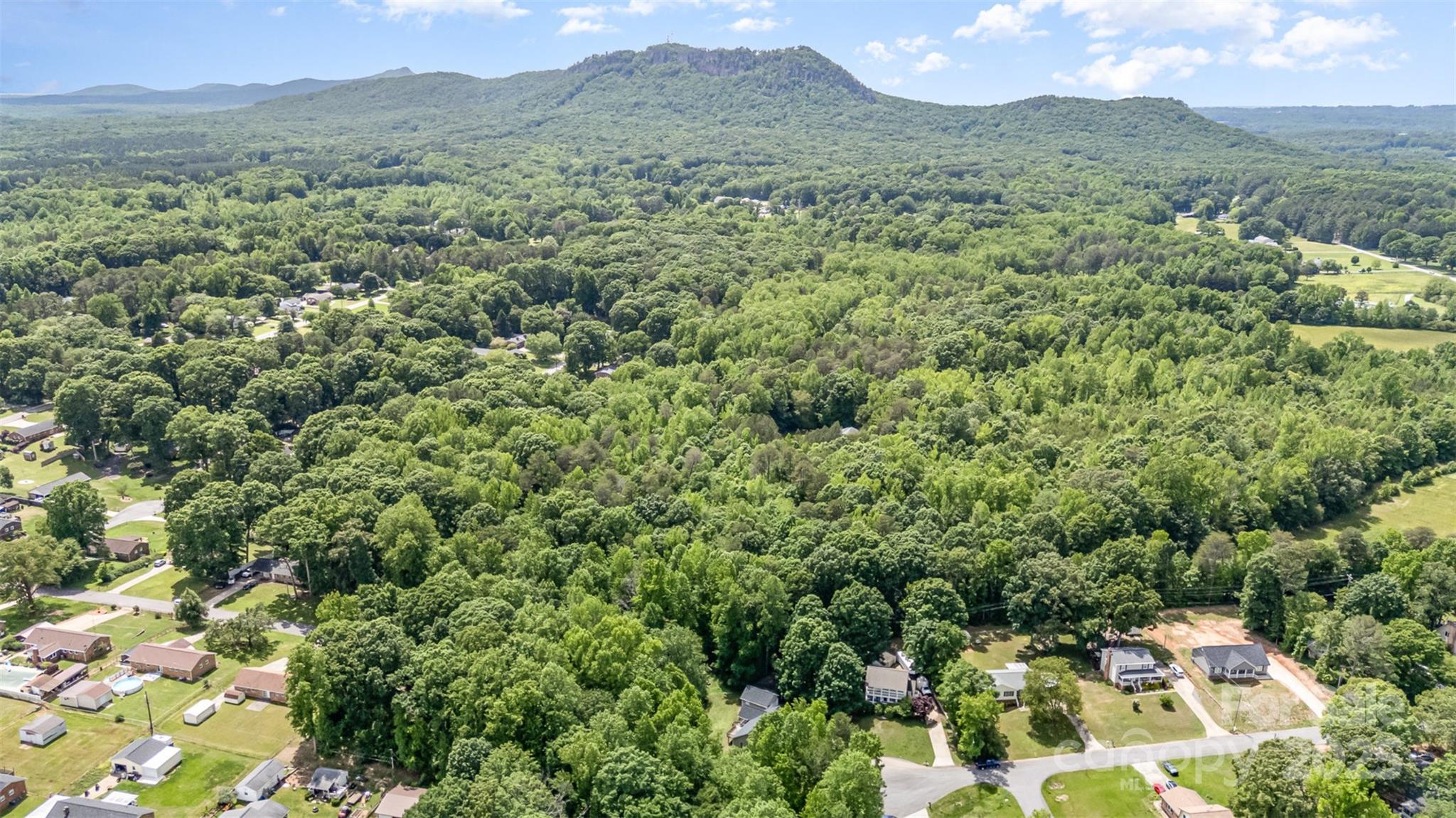 Laurel Woods - Residential