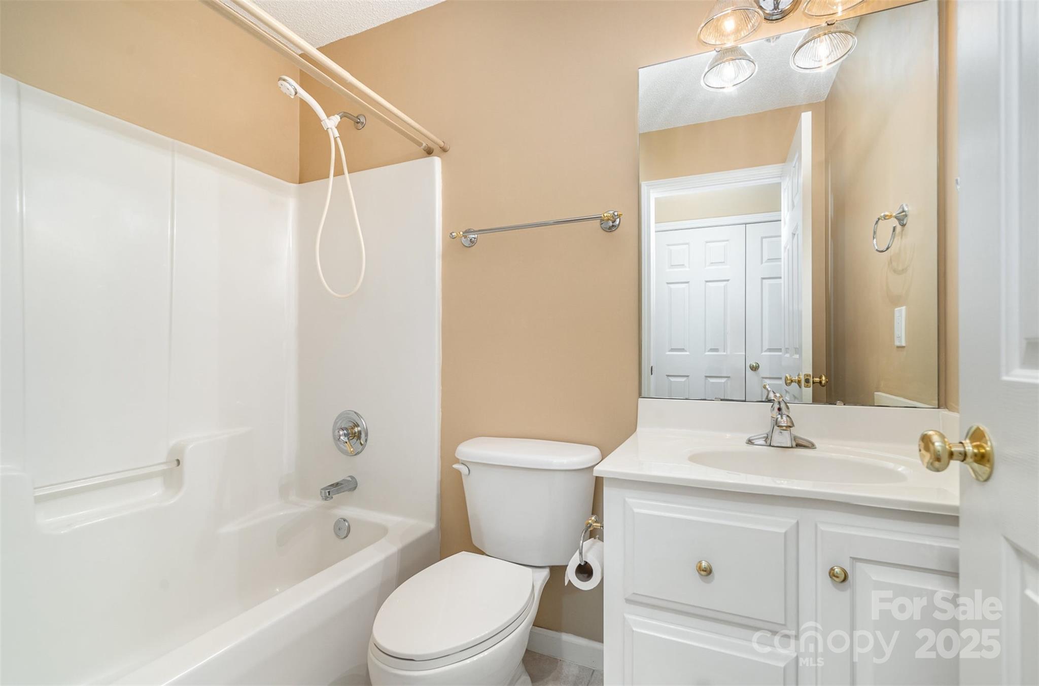 Laurel Woods - Residential