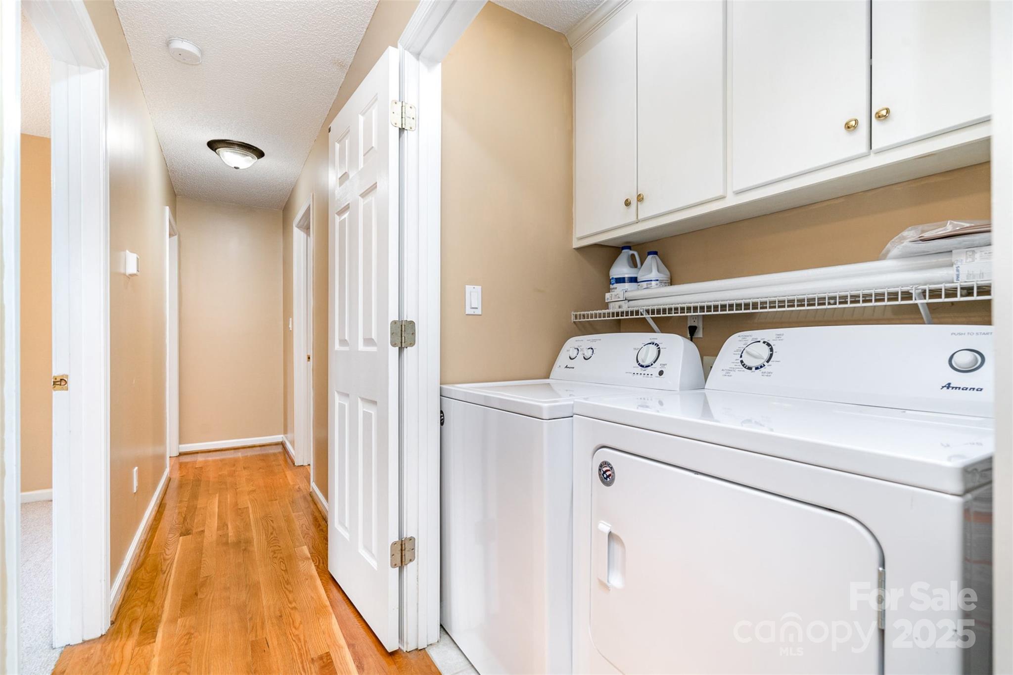 Laurel Woods - Residential