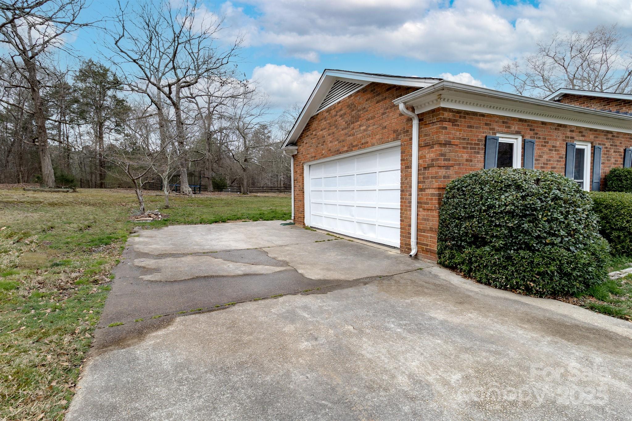 Caroline Acres - Residential