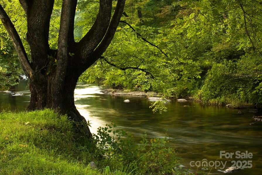 Sundrops on Caney Fork - Residential