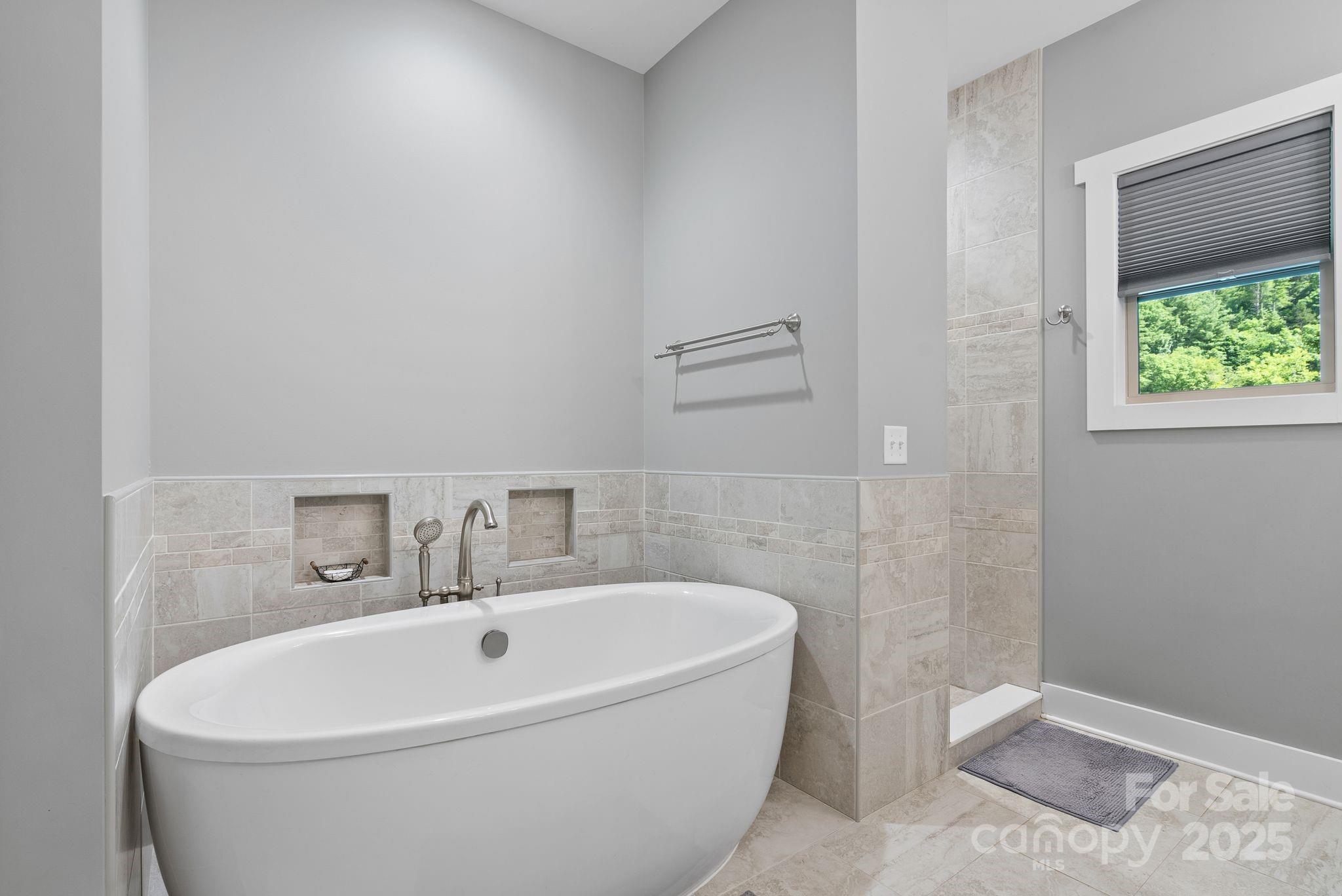 Sundrops on Caney Fork - Residential