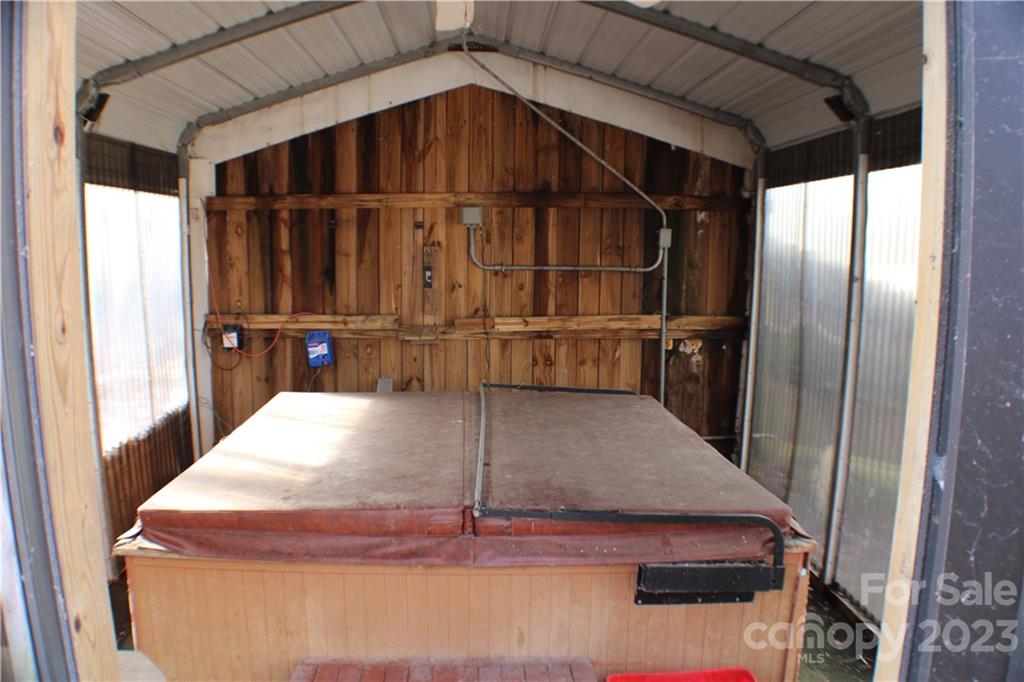 Plank Estates - Residential