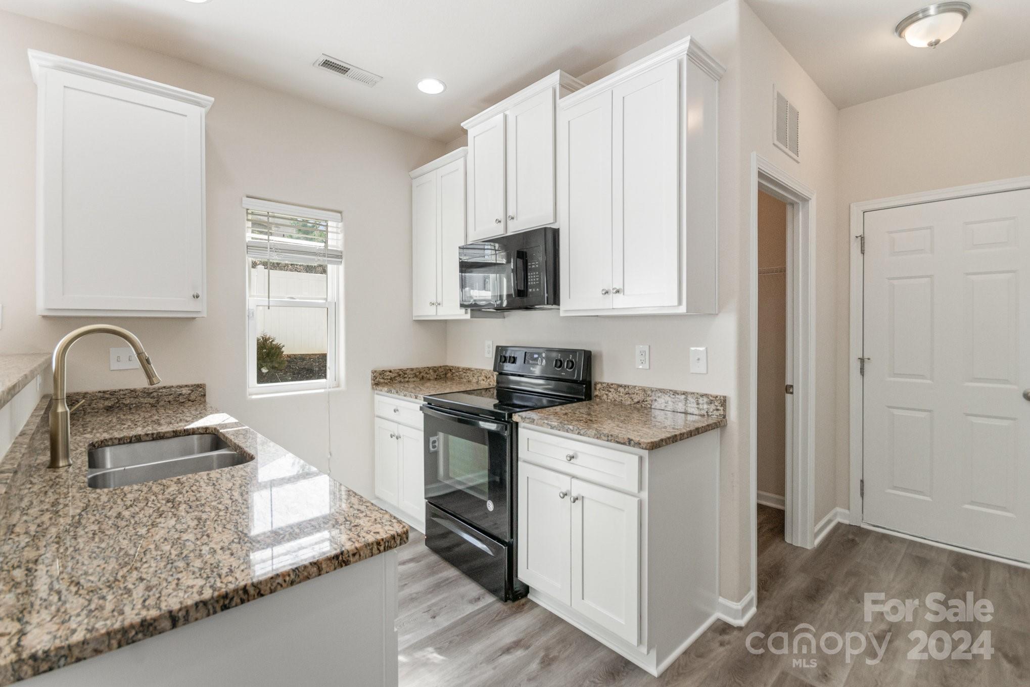 Kingstree - Residential