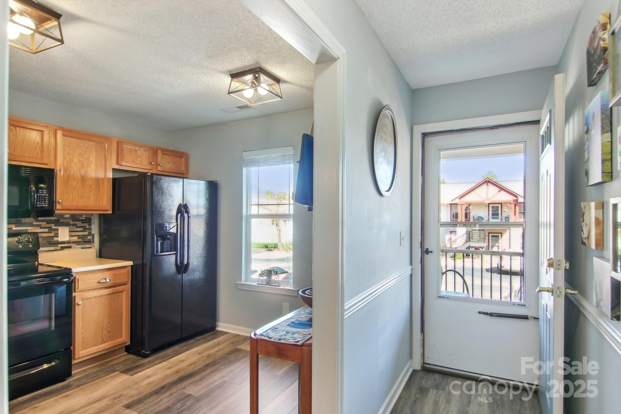 1304 Deermouse Way 405