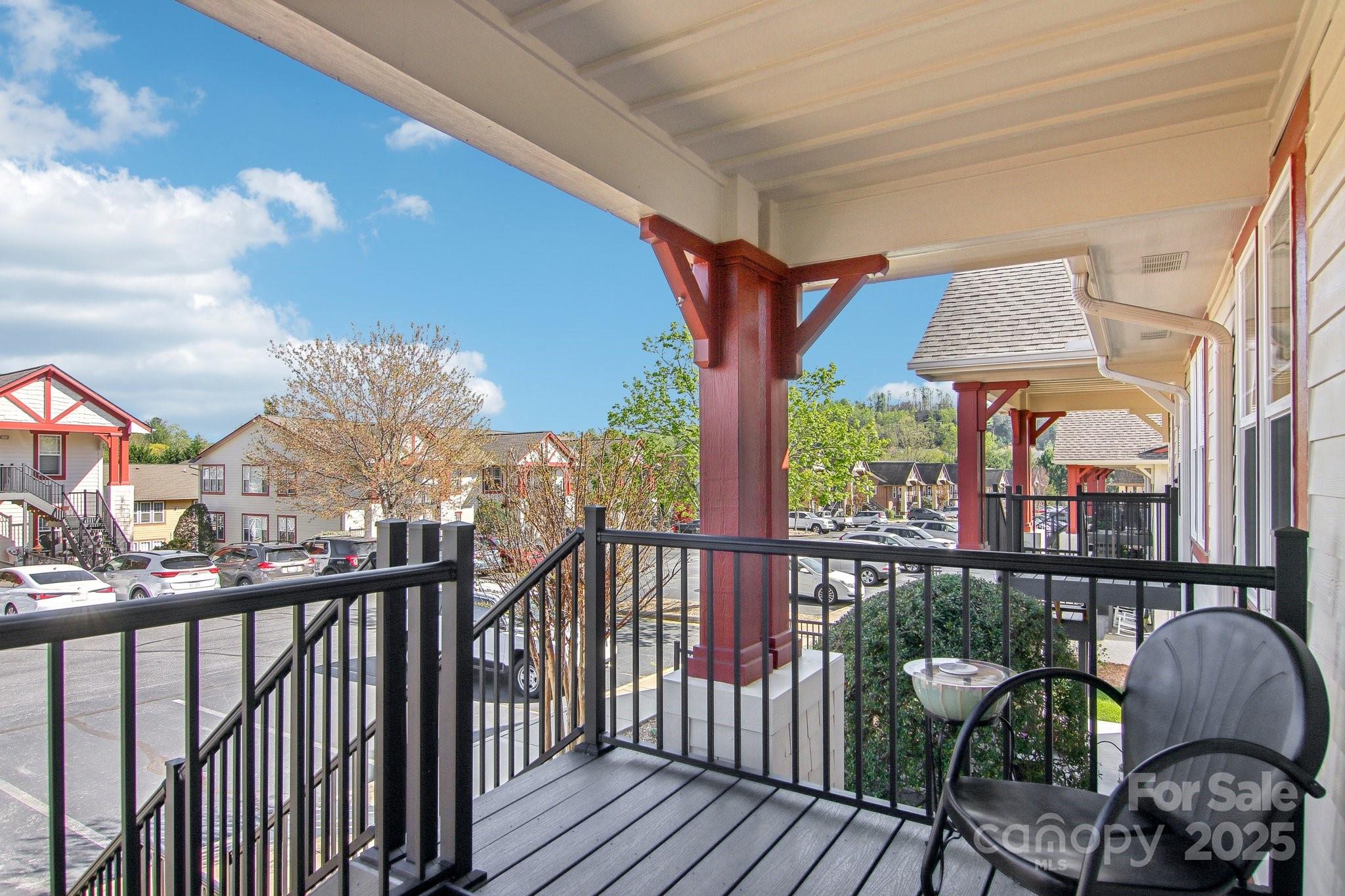 1304 Deermouse Way 405