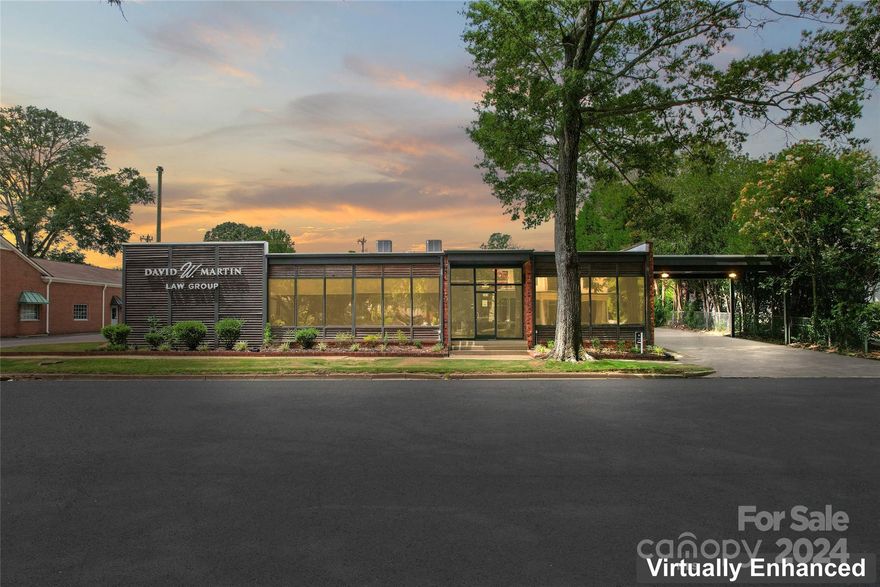 Exceptional commercial office building located in the heart of Downtown Rock Hill! This modern and versatile space offers over 2800 square feet of premium office area, designed to meet the dynamic needs of your business. It has 1.5 bathrooms, 4 Large Offices, a large open workspace, enclosed glass conference room, and oversized 16x 16 kitchen space. With its strategic location, modern industrial amenities, and flexible layout, this property is optimal for your next business venture.
